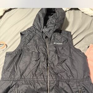 Columbia Charcoal Hooded Vest